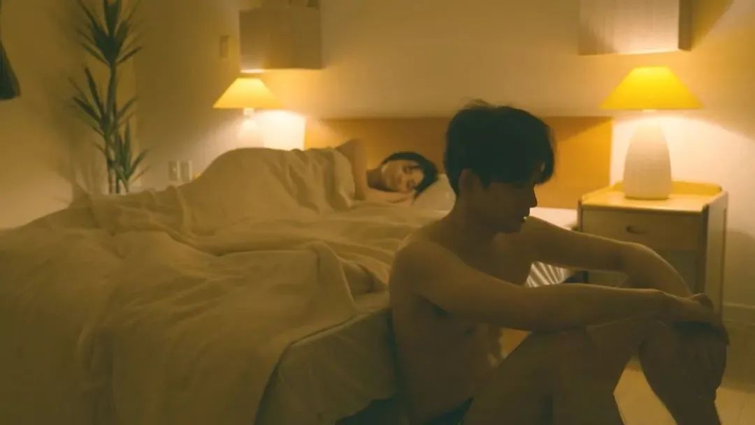 |一鼓掌就变性，岛国才敢拍的性转神剧