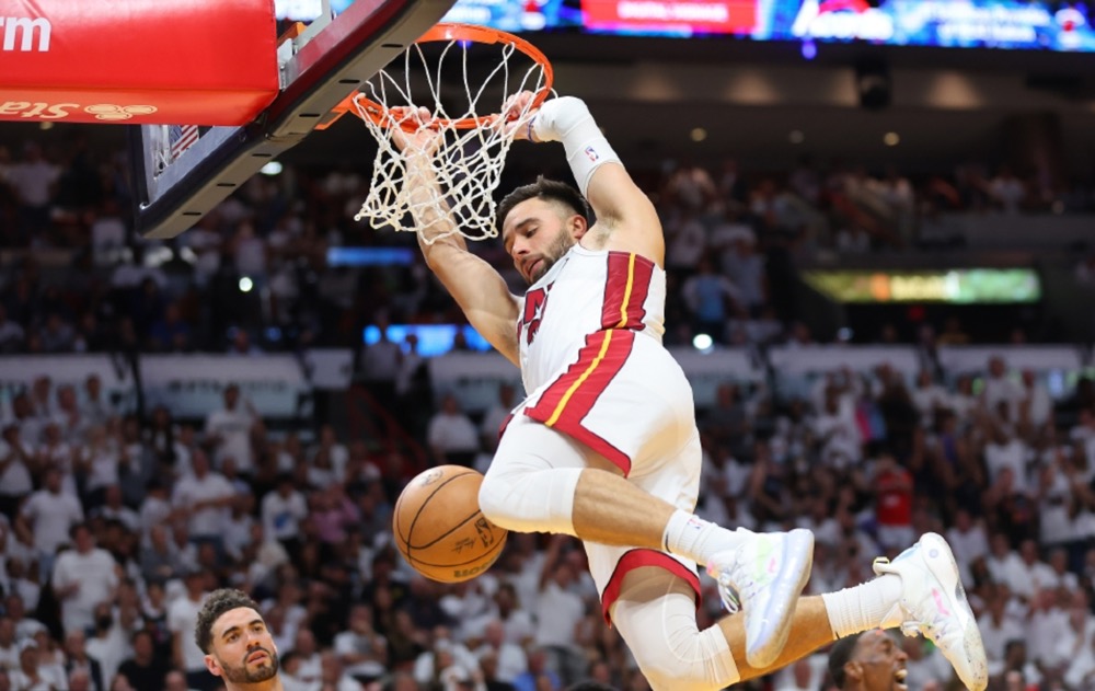 利物浦|落选NCAA，又落选NBA，从未被看好的他，如今却成季后赛第一3D