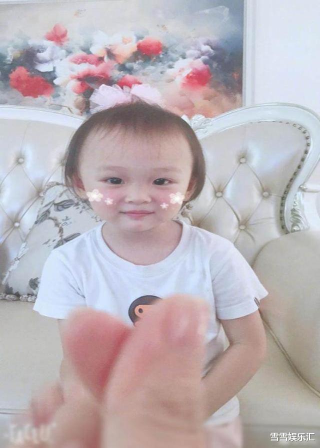 柳岩|给好友包文倩做伴娘，柳岩“身败名裂”，是意外还是蓄谋已久的“阴谋”？