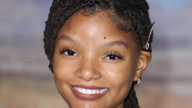 美丽|小美人鱼导演回应选黑人女主角：美丽聪颖机敏，她最适合