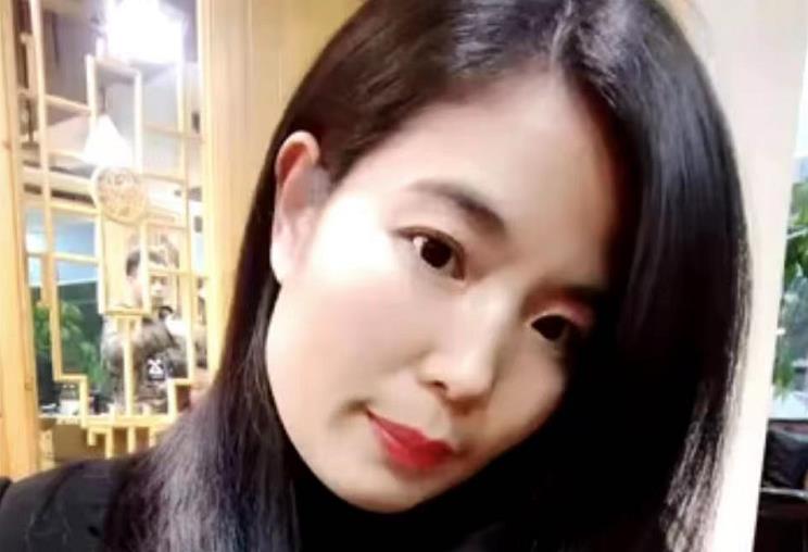 儿子车祸后母亲不管,女儿想放弃大学救弟,姑姑为救侄儿欠债60万