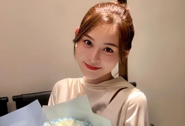 张颖颖|“除了身高都是假的”,张颖颖疑似学历造假,网友:心疼汪小菲