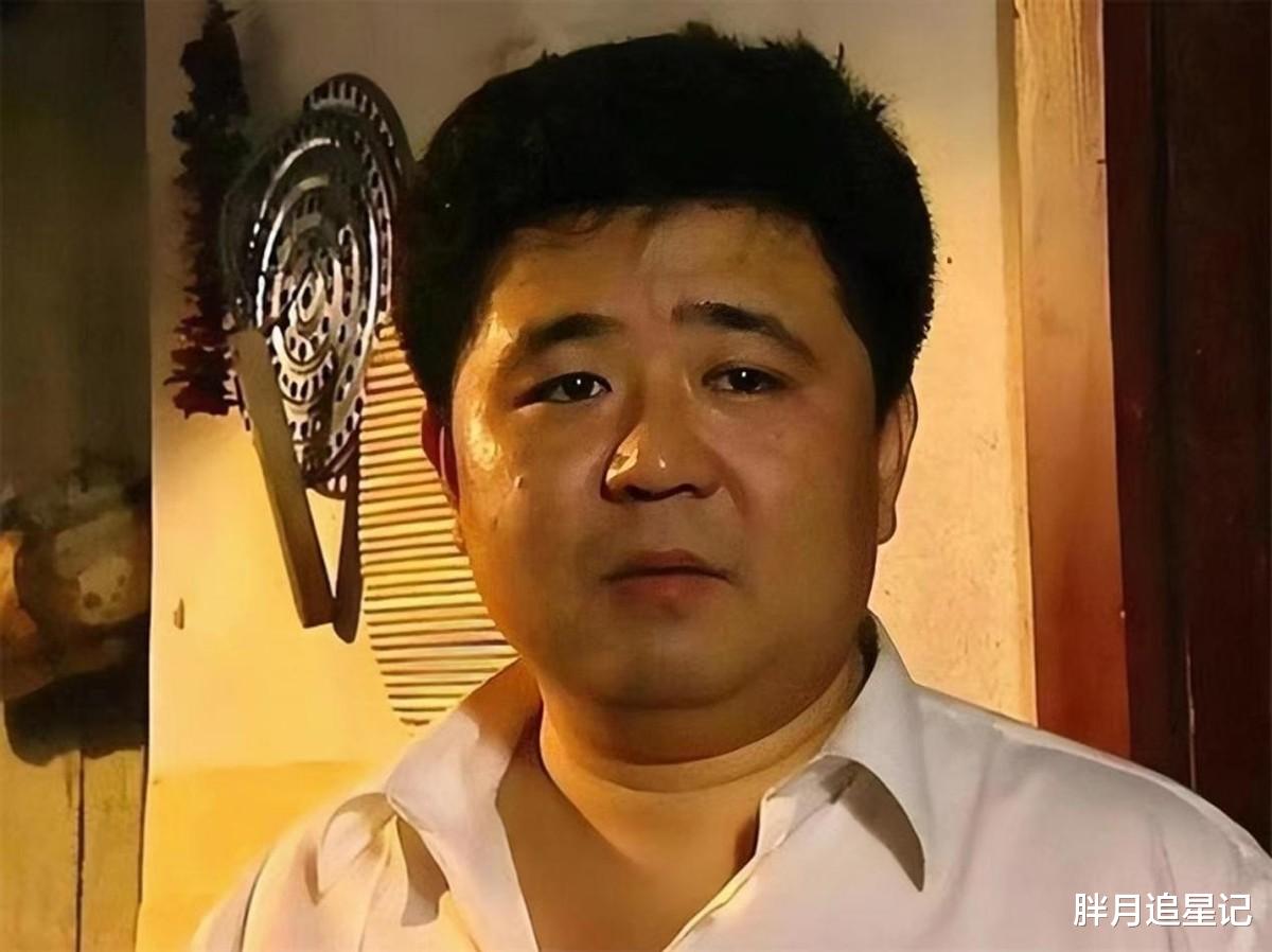 梁冠华|“狄仁杰”梁冠华:被导演妻子逼着拍戏,如今事业爱情双丰收