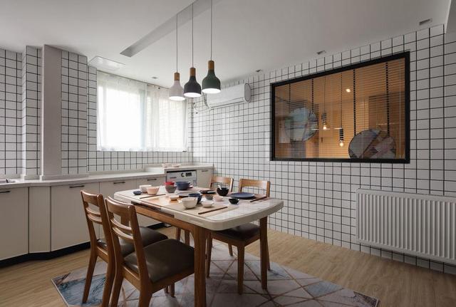 海蓝色的浪漫二人世界,不仅能满足业主的少女心,也能满足实用性