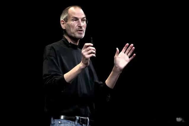 乔布斯|苹果创始人乔布斯：晚年患癌后不愿手术，开始吃素试图饿死癌细胞