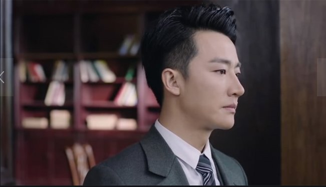 黄轩|黄轩：落榜三年才考上大学，走红之后被曝和大15岁蒋雯丽地下恋