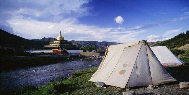 西藏|为啥西藏路边的白色帐篷不能进？当地人：进去了要出来可就难了！