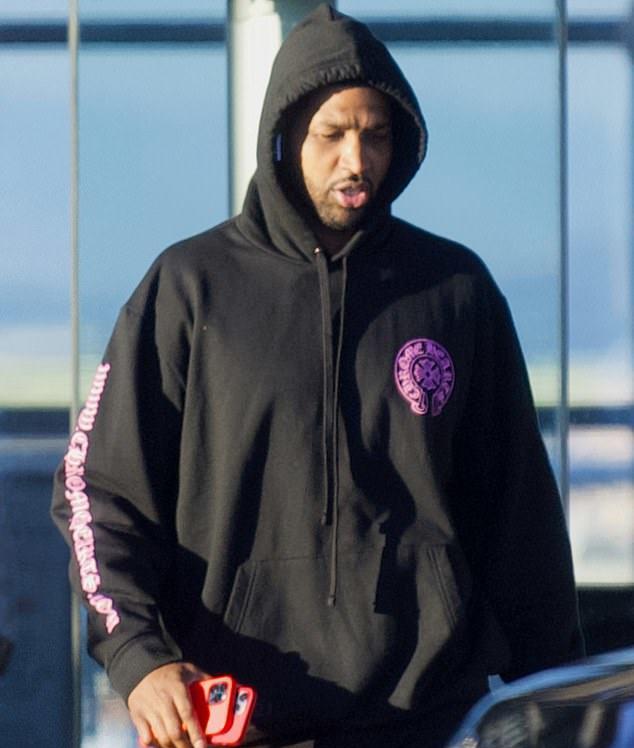 鸡胸肉 科勒卡戴珊瘦身后喜气洋洋,越发曼妙,NBA前任每月付76万养仨娃