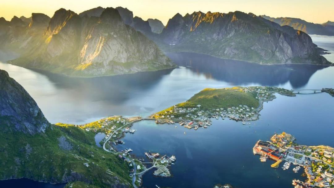 徒步|盘点挪威不得不说的绝美徒步路线，用勇气一路向前！