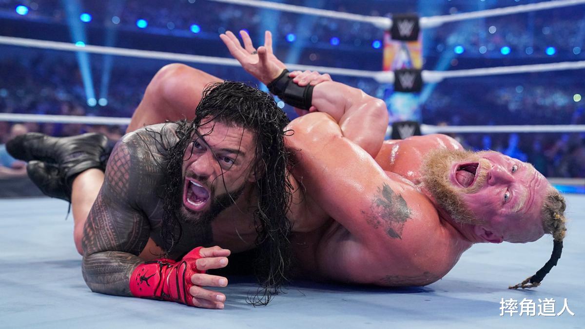 wwe|WWE罗曼大帝统一两大世界冠军，老奥上台教年轻一代奥斯丁做人！