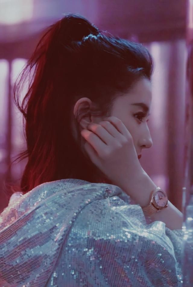 刘亦菲|刘亦菲,总是处在甜美与大气之间!