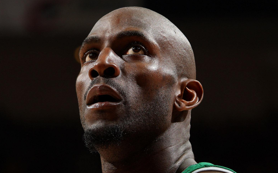 |狼王的离去不是谢幕,是对自己的告别,他不在职业赛场上拼搏了