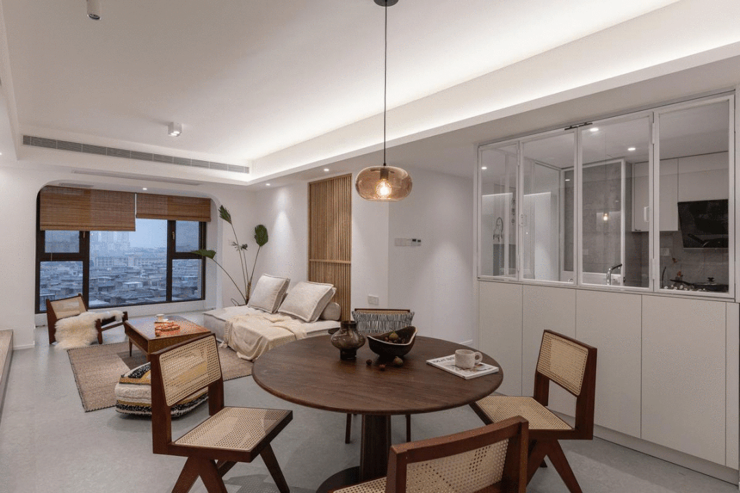 100㎡新房装修改造，兼具东方与中古气质的生活空间