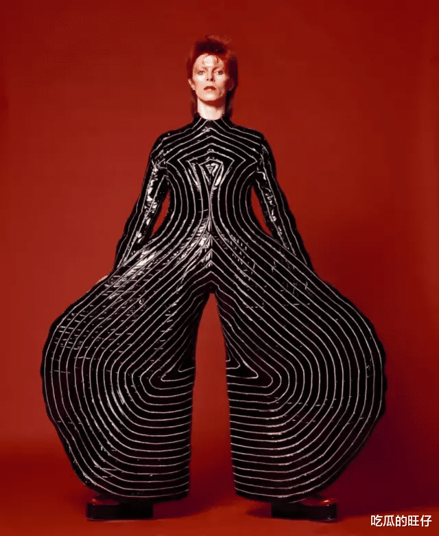 伊曼|伊曼多有魅力？是MJ的女主角，让摇滚巨星一见钟情，甜蜜相爱24年