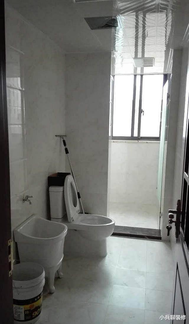 买了套180平的大平层,亲戚个个都很羡慕,可如今我却成为笑话!