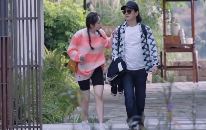 郑钧|你是不是离开我活不了?鲍蕾替郑钧回答:一天也不行不能有隔夜仇