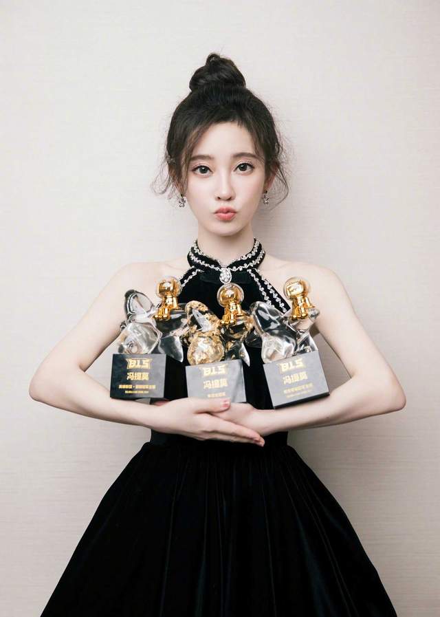 冯提莫|冯提莫凭实力拿下BLS三连冠,人美歌甜未来可期