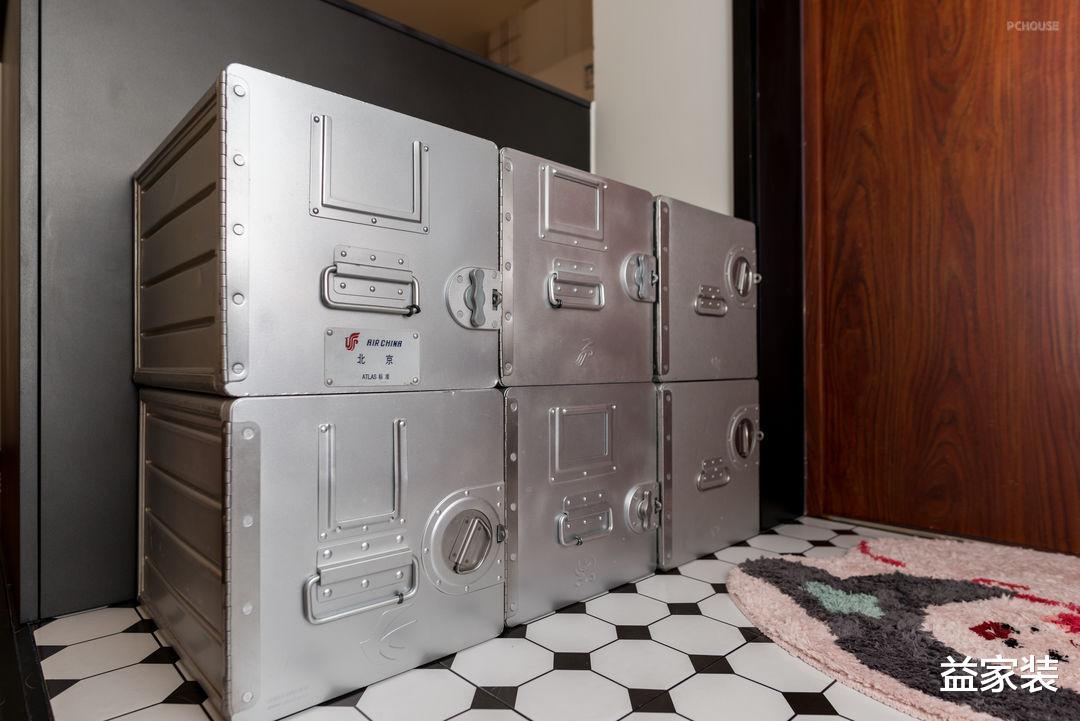 紧凑小三居，采用完美的混搭设计，变身一家人的避风港