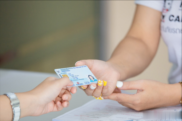 招聘|35岁山东人,从小失去父母,是理发店老板收留我,指引我成了海员