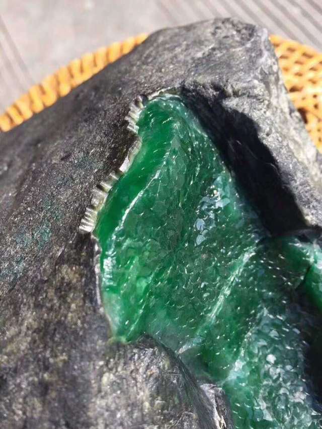 博物馆|莫湾基翡翠原石的奥秘