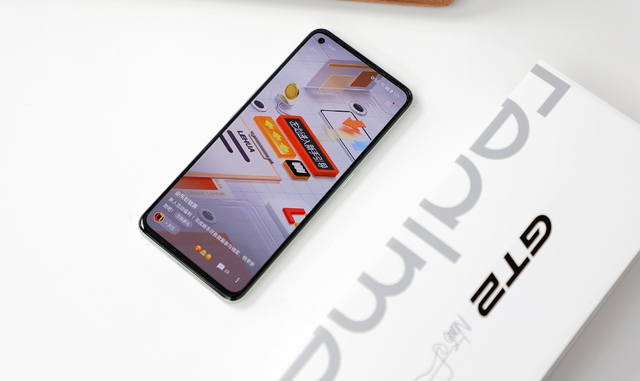 realme|realme真我GT2体验分享:一款横扫同价位机型的出色旗舰