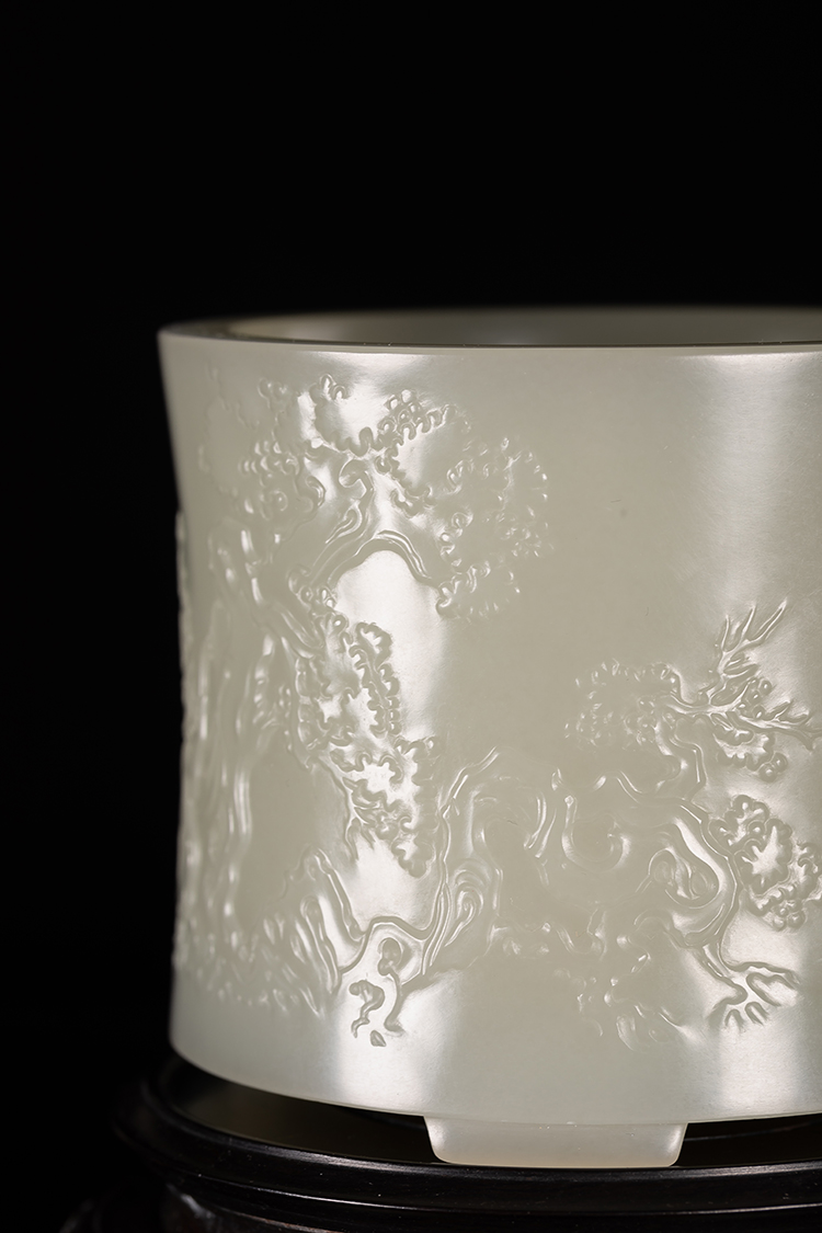 玉雕|「璞玉雅藏」 文房玉器 清奇古怪笔筒 苏工玉雕大师瞿利军作品