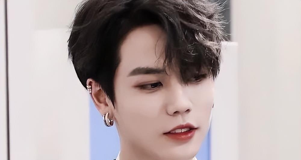 林彦俊|小八卦，林彦俊，时代少年团，翟潇闻，李沁