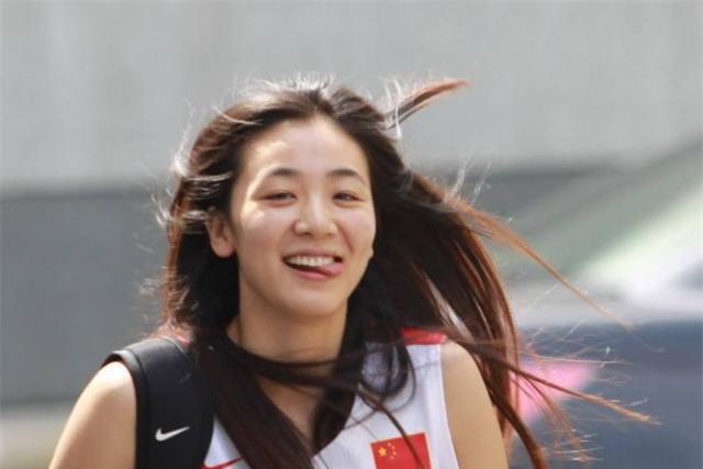 许诺|实力与颜值并存，盘点中国女篮史上的女神级运动员，许诺美到爆
