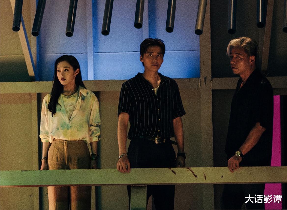 第一枪|张艺谋监制的新剧《第一枪》定角李易峰，看到编剧团队不期待都难