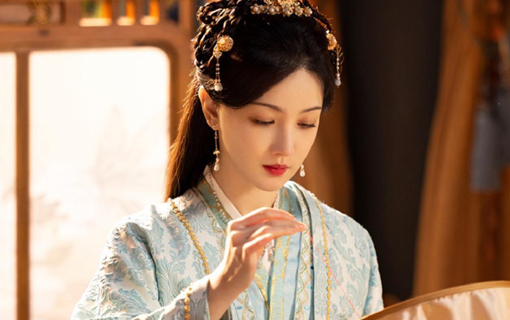 郝葭|卿卿日常：郝葭离开尹嵩，差点一丝不挂？赵芳如帮忙，即将创业！