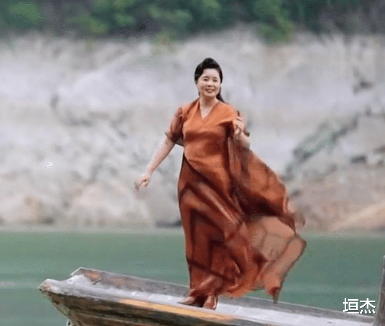 |端午晚会生图盘点！有人发福，有人瘦脱相，有人脸僵油腻用力过猛