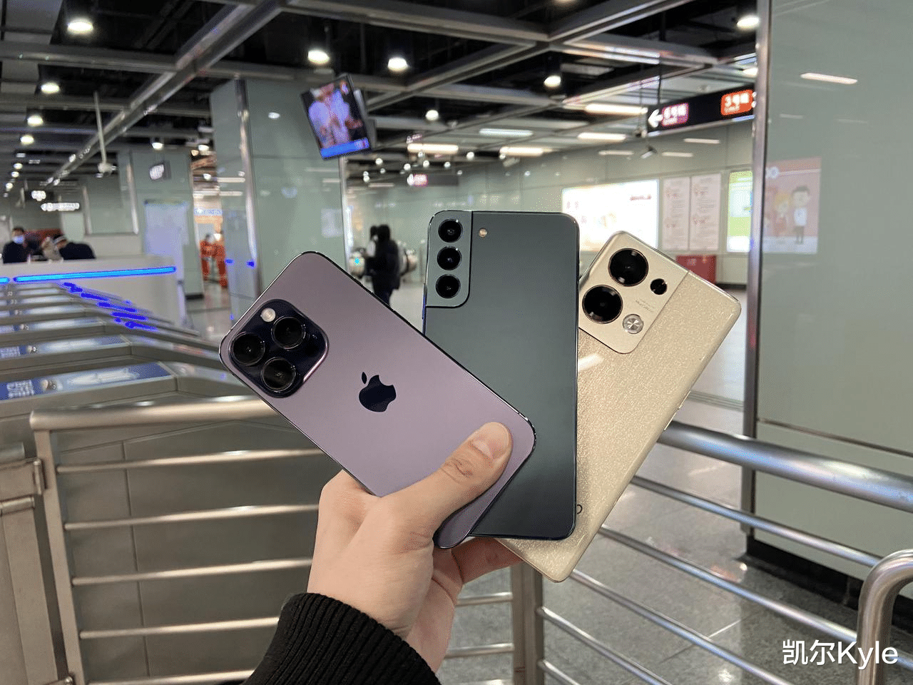 数据库|我真的会谢,原来不止我一个人觉得iPhone 14 Pro的信号没有进步