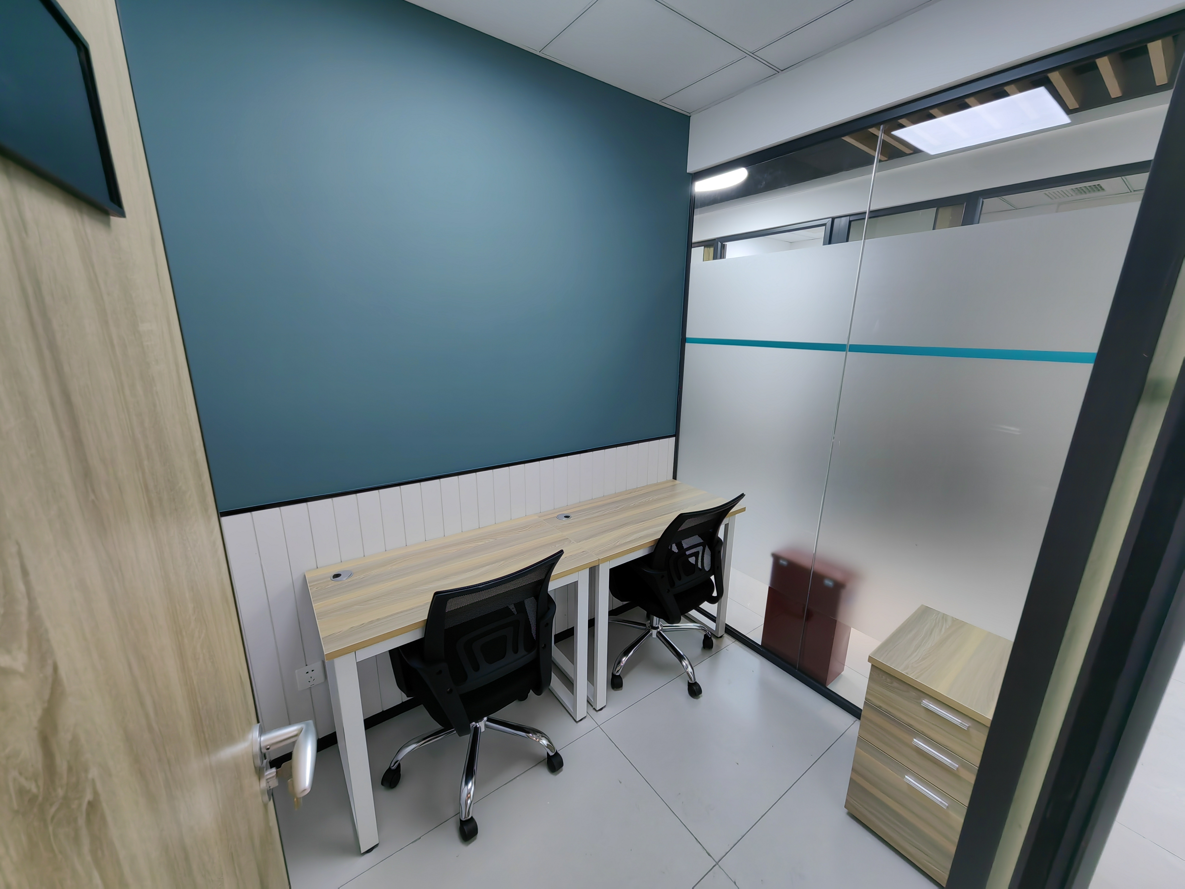 穿衣搭配|在深圳,竟然还有这么小的办公室?