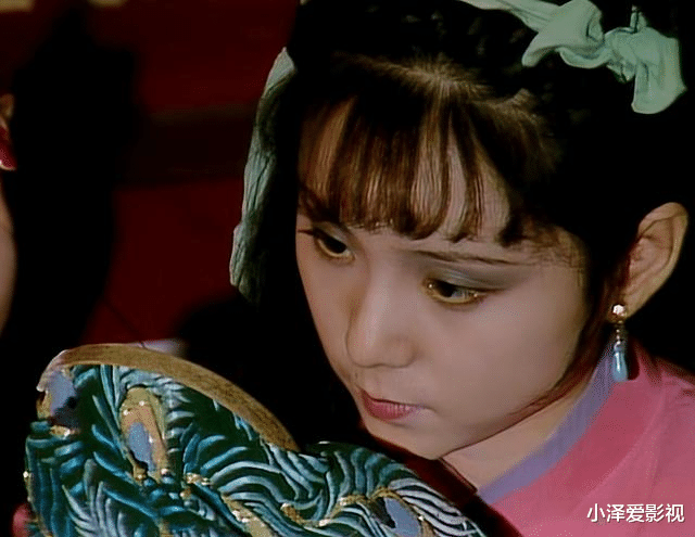 晴雯|同样是演“晴雯”,把安雯和杨幂放在一起看,差距就出来了