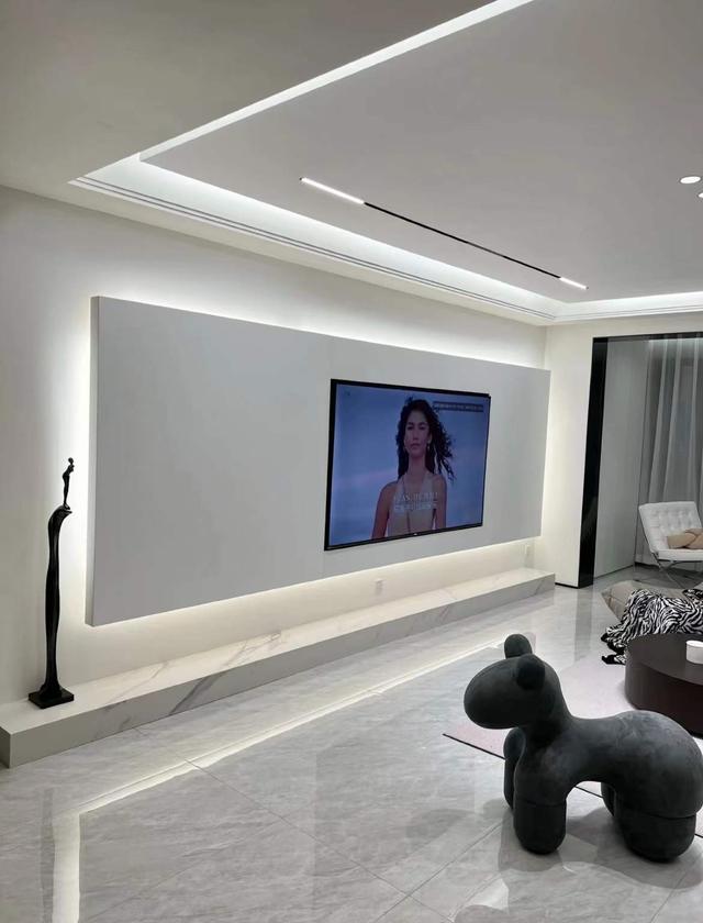 发现一户人家的装修，那叫一个高级，第二套房我也要这样装