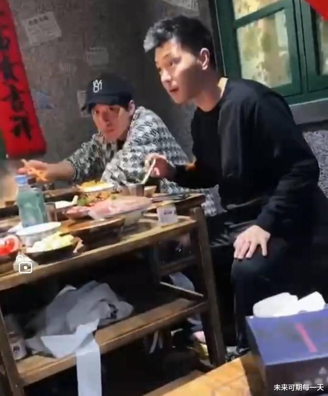 何九华|和大5岁的女星恋爱? 插刀老搭档扭头舔顶流, 郭德纲小徒弟心思不简单