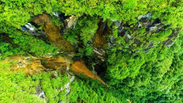 |别再喊热了!这个被央视疯狂点赞的避暑秘境,18℃!爆凉快!