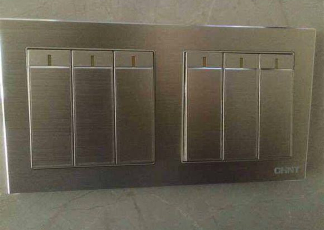 参观表弟新家,他说装修花费200万,是不是在吹牛?