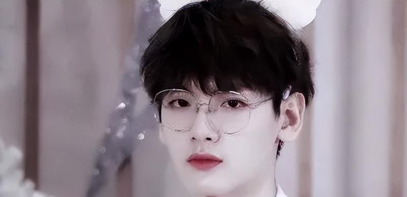 林彦俊|小八卦，林彦俊，时代少年团，翟潇闻，李沁