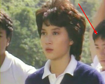 周星驰|10年心酸！深扒周星驰成名前跑过的龙套，每一个都让人心疼！