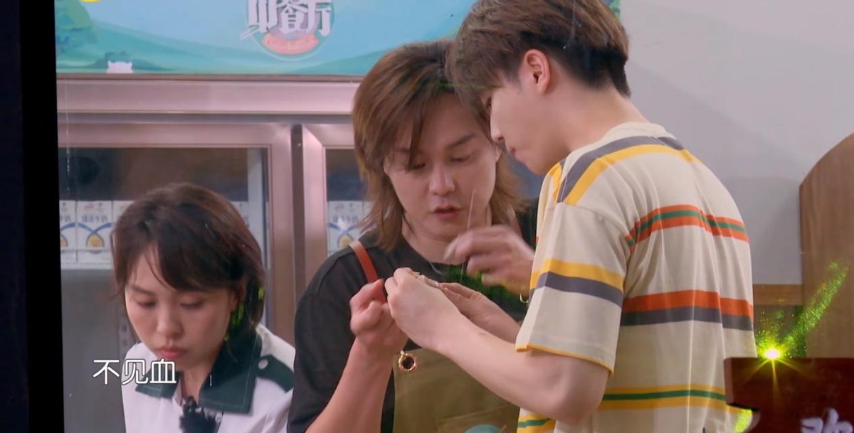 陈立农|《中餐厅6》菜品有多贵?看到一盘菜的价格后,网友:宰客了