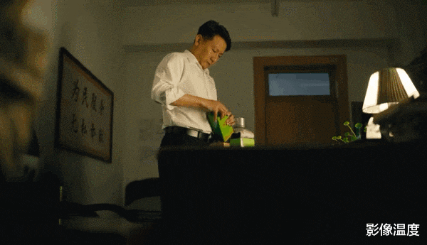 殷桃|《人世间》导演：殷桃现场打自己耳光，让我吃惊，但确实感动我了！