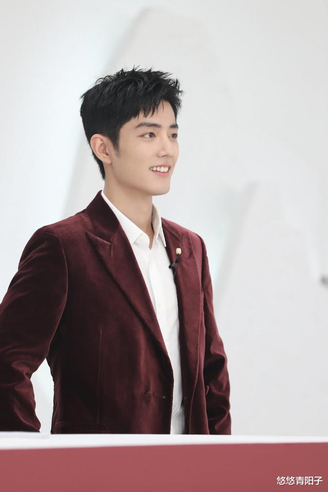 肖战|肖战海南拍大片,却被传度假中,粉丝:你家哥哥是不想拍吗?