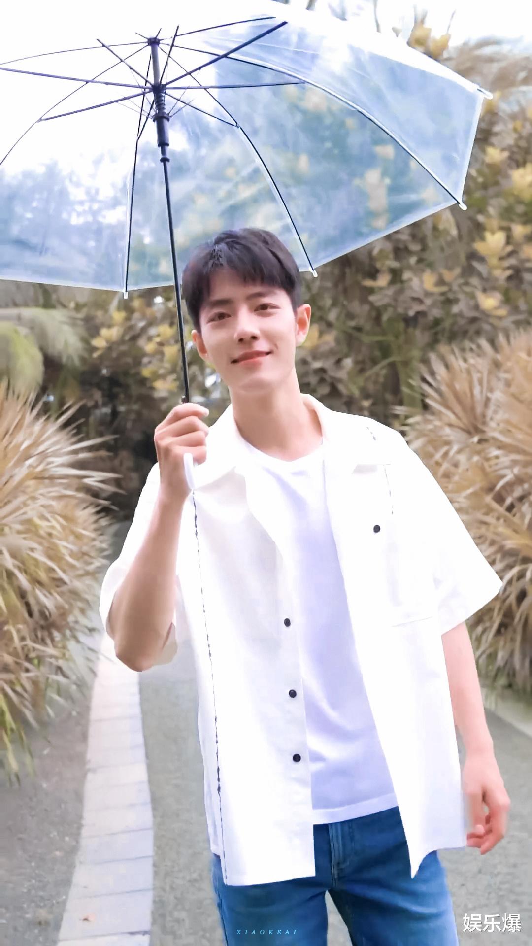 肖战|众星520营业：肖战上演变装，赵丽颖变女团成员