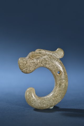 老玩家|老玩家旧藏 和田玉c字猪龙