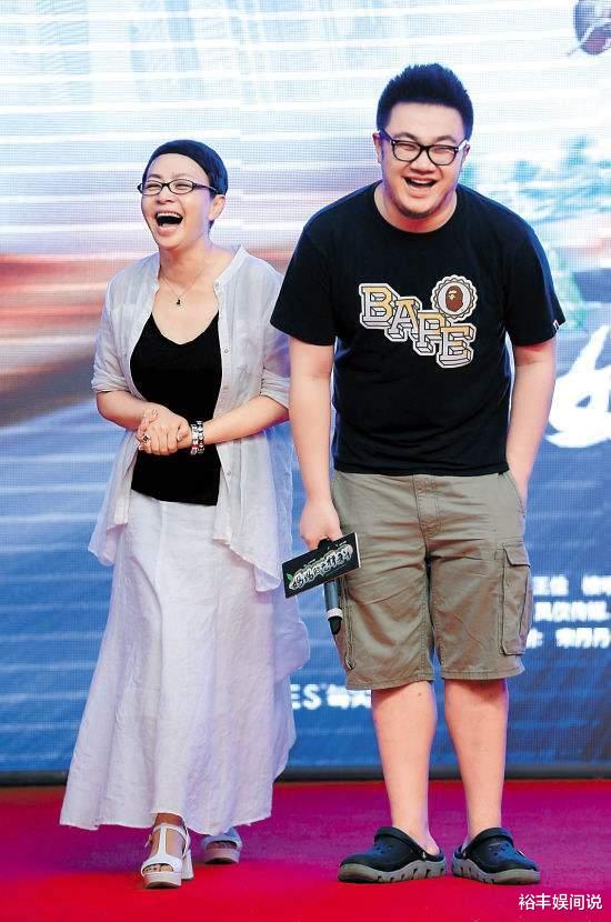 巴图|恭喜！宋丹丹再当奶奶，巴图晒一家三口官宣喜讯：我们生啦