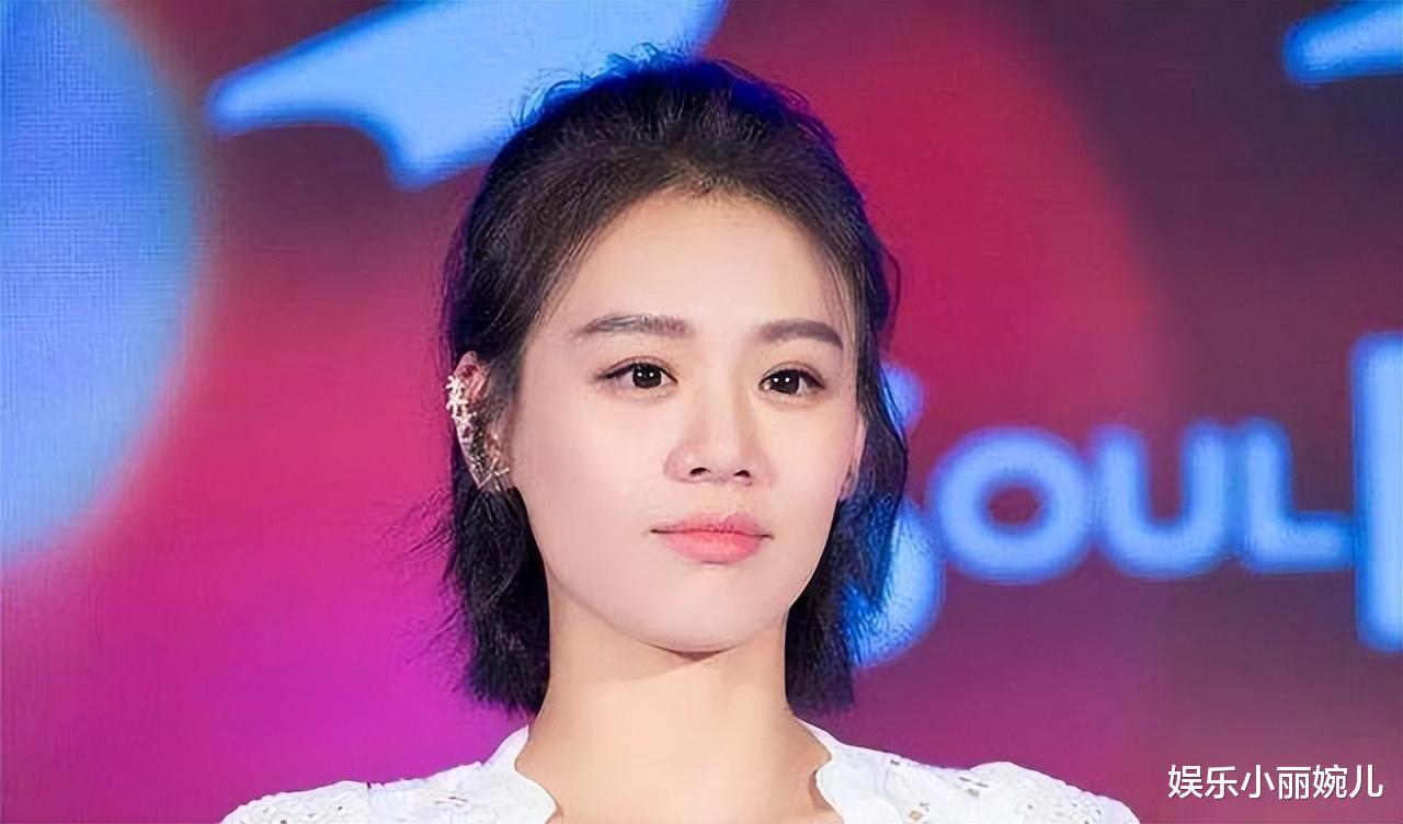 紫琪|女星马思纯惊传英国待产，餐厅2个举动沦为女仆服侍男友