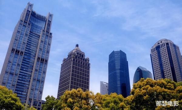 银行|很多银行都是一整栋大楼，1楼办业务，那楼上都是用来做什么的？