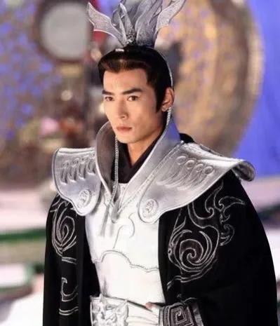 焦恩俊|拍戏却找到角色“本人”，焦恩俊也只能排第二，第一实至名归