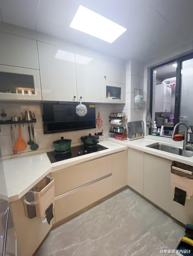 130平新房装修现代简约风格,入户玄关设计茶室,进屋就被迷住!